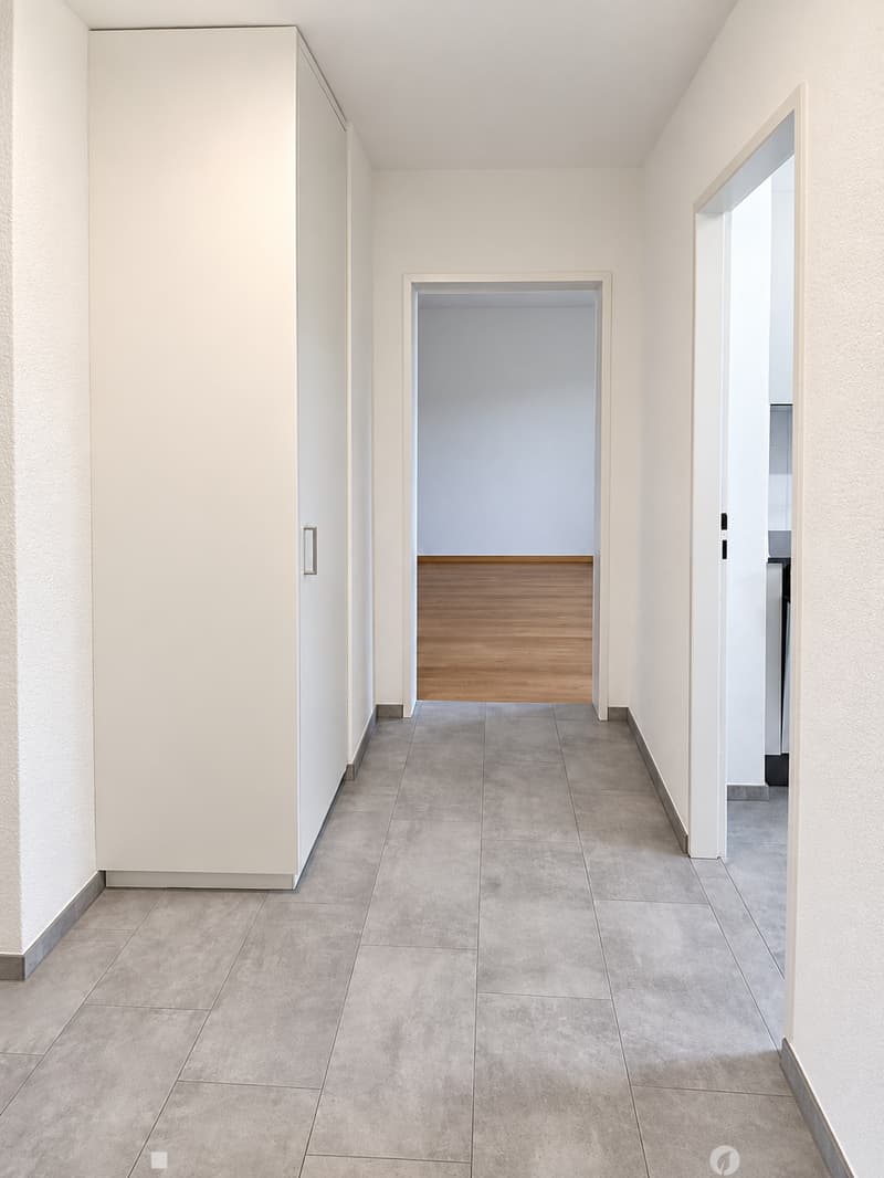 Helle 2.5-Zimmer-Wohnung mit Balkon in Biel – sofort verfügbar! (6)