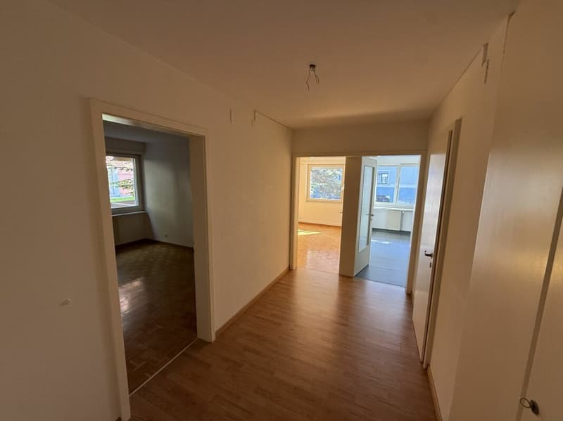 Helle 2-Zimmer-Wohnung mit Balkon (3)
