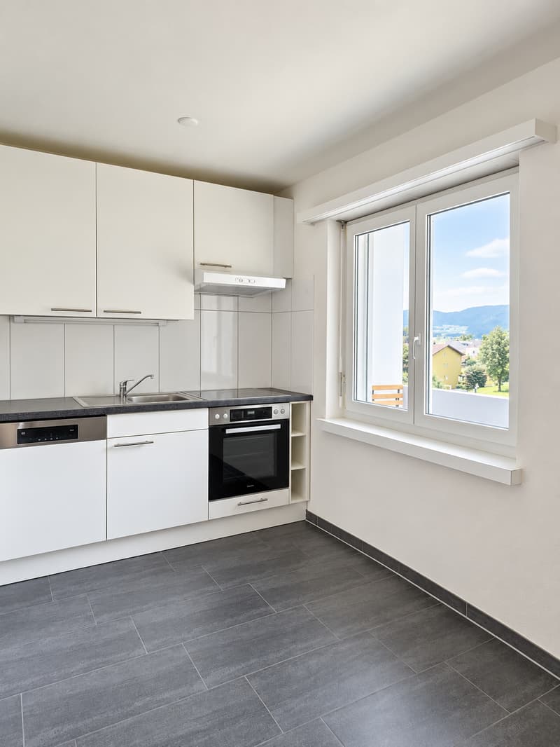 Ihr neues Zuhause - Helle Wohnung mit Balkon und Weitsicht! (4)