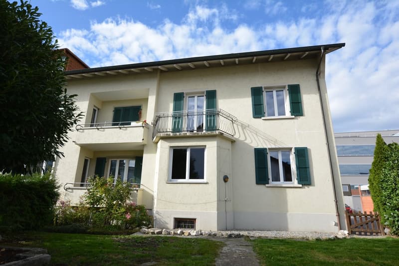 Haus -1