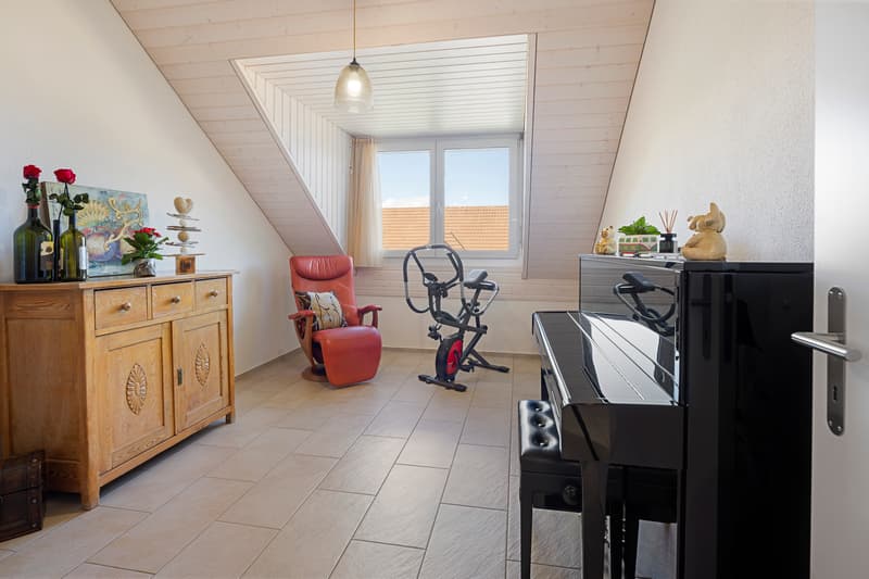 Oasi residenziale moderna con vista panoramica e terrazza soleggiata (6)