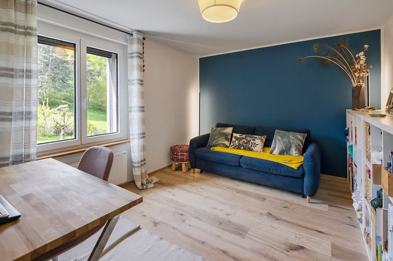 Sunny residential idyll in a preferred location with excellent views (9)