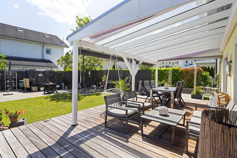 Vaste oasis familiale dans un emplacement central et calme (13)