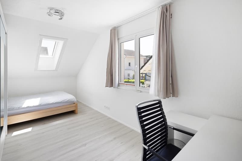 Vaste oasis familiale dans un emplacement central et calme (7)
