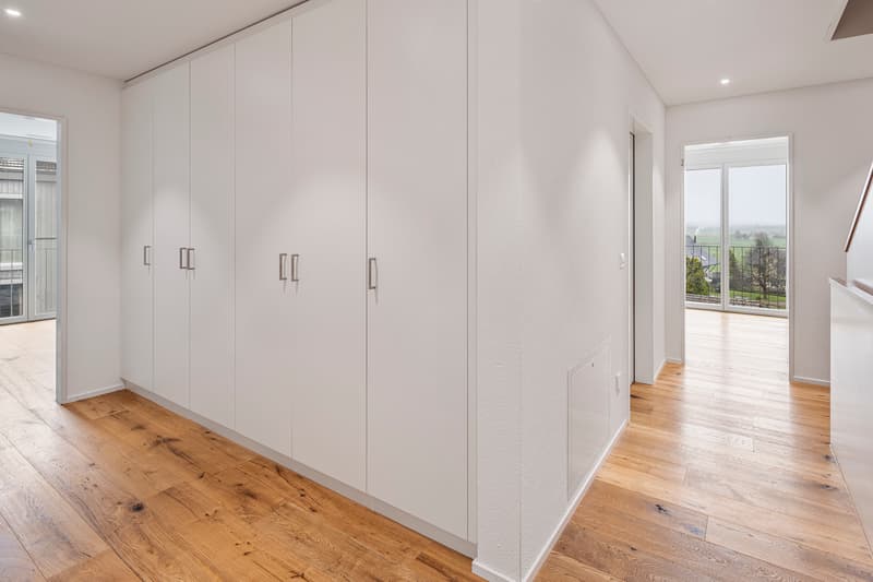 Versatile space wonder with separate apartment and many possibilities (12)
