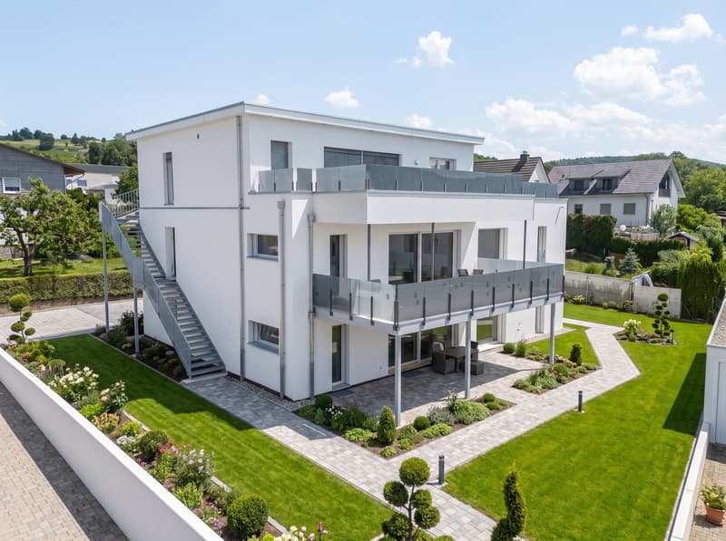 New Build: Top Modern Residential Oasis with Large Garden Share (1)