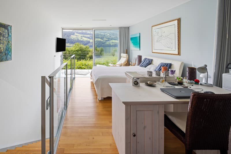 Sunny Lake Residence with Private Beach (9)