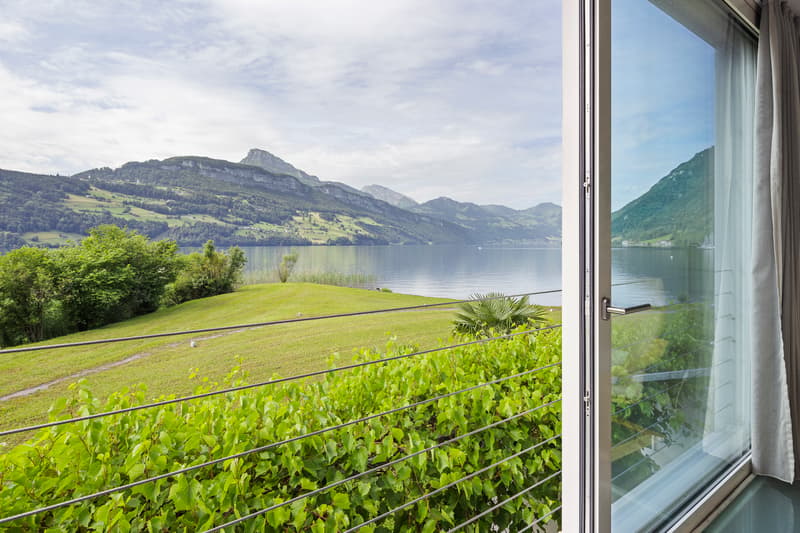 Sunny Lake Residence with Private Beach (3)