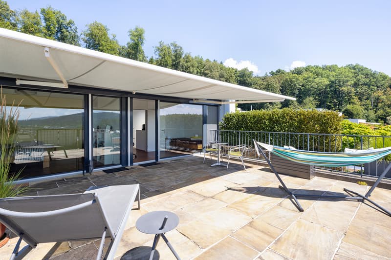 Weitläufige Maisonette mit zwei Terrassen und traumhafter Alpensicht (6)