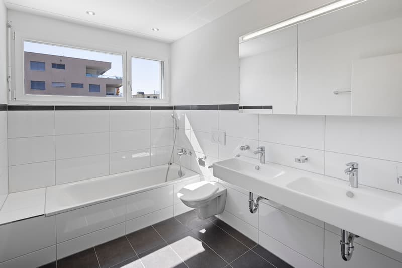 Moderne Wohnoase mit grosser Terrasse und viel Licht (8)