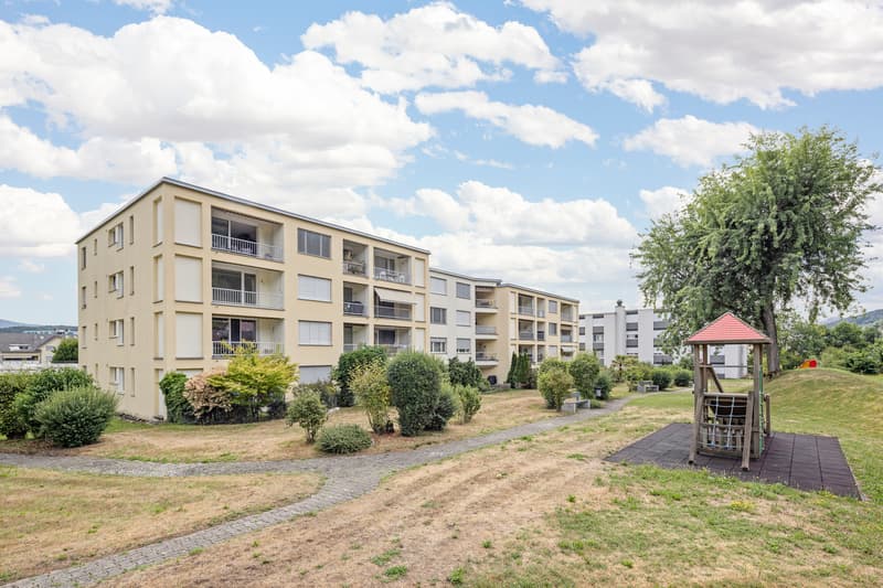 Modernes Familienbijou zuoberst mit Blick ins Grüne (11)