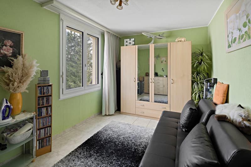 Modernes Familienbijou zuoberst mit Blick ins Grüne (8)