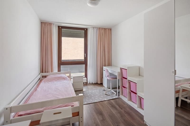 Sonnige Familienoase mit direktem Zugang zur grünen Spielwiese (6)