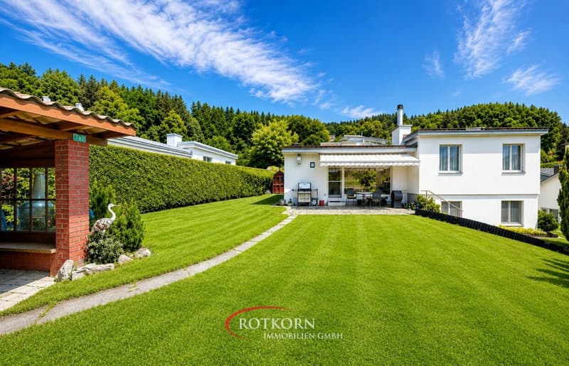 6.5 Room Single-Family House (2)