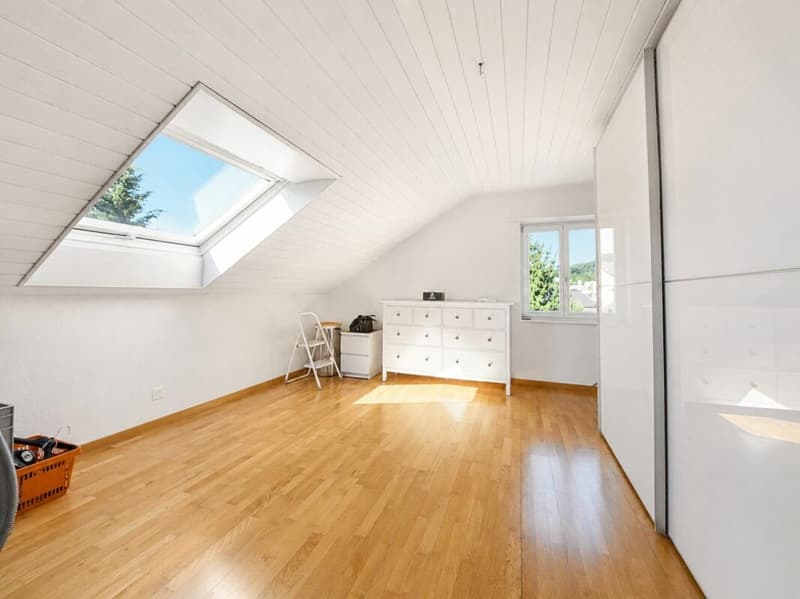 Stilvolle 3½-Zimmer-Wohnung mit Charme und Atmosphäre (9)