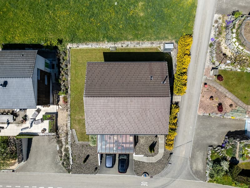 Spacious family house with winter garden and far-reaching views in Balsthal (12)