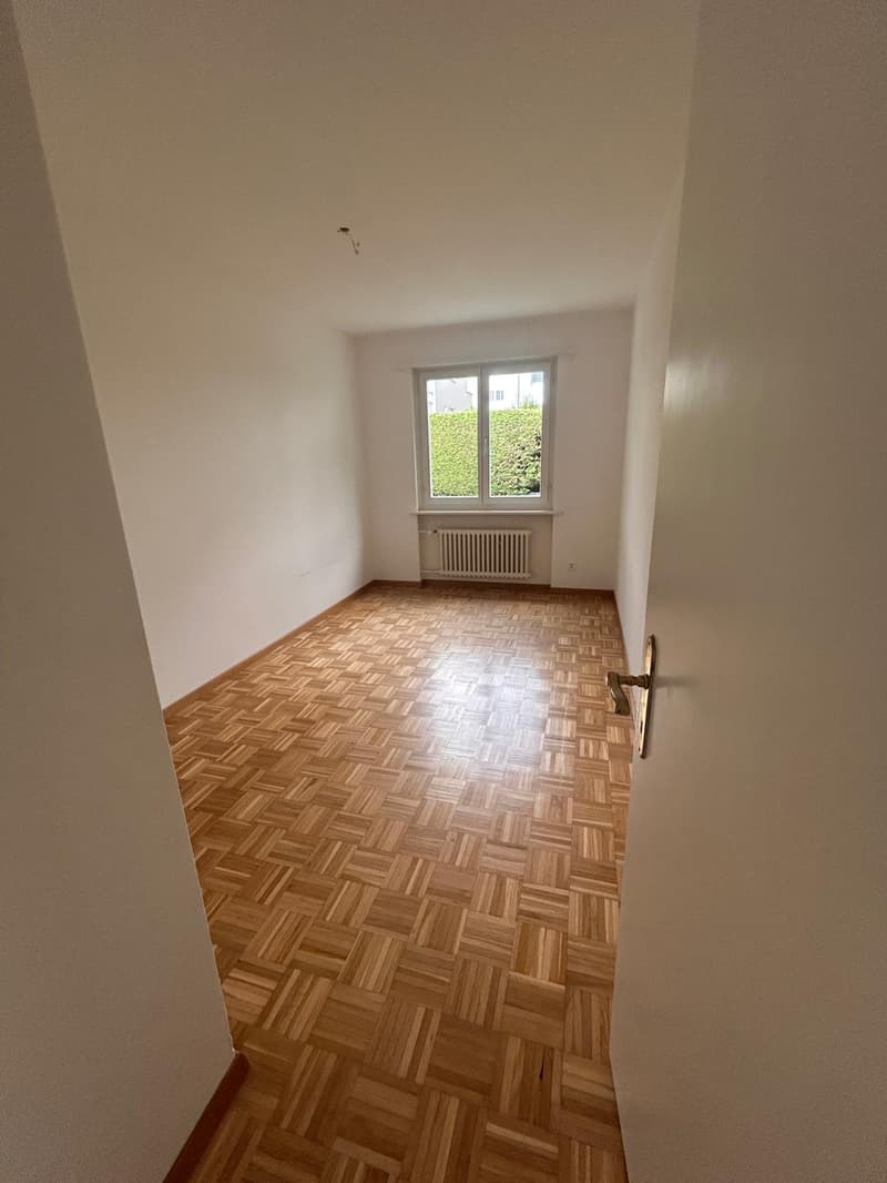 Charming 4-room apartment in a quiet and central location (8)
