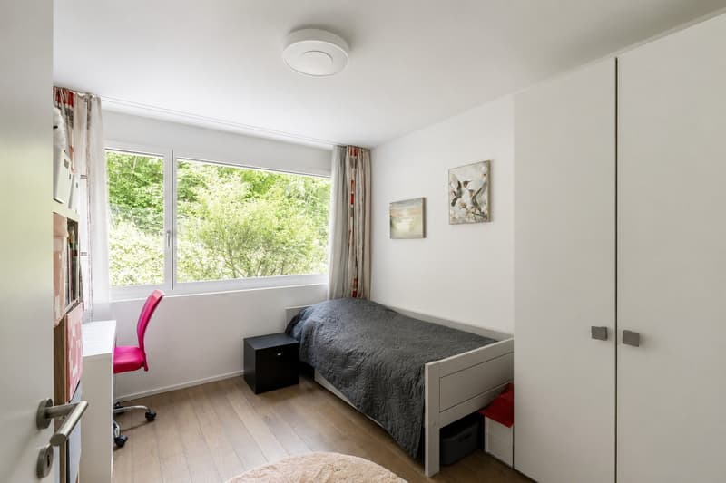 Grosszügige Gartenwohnung mit viel Privatsphäre und Weitsicht (10)