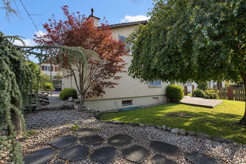 Charmantes 4.5-Zimmer-Einfamilienhaus an ruhiger Lage (13)