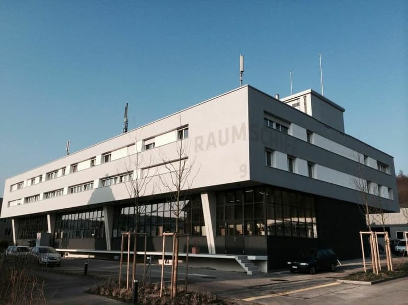 Locali ufficio (104 m2) con impianti igienici propri (6)