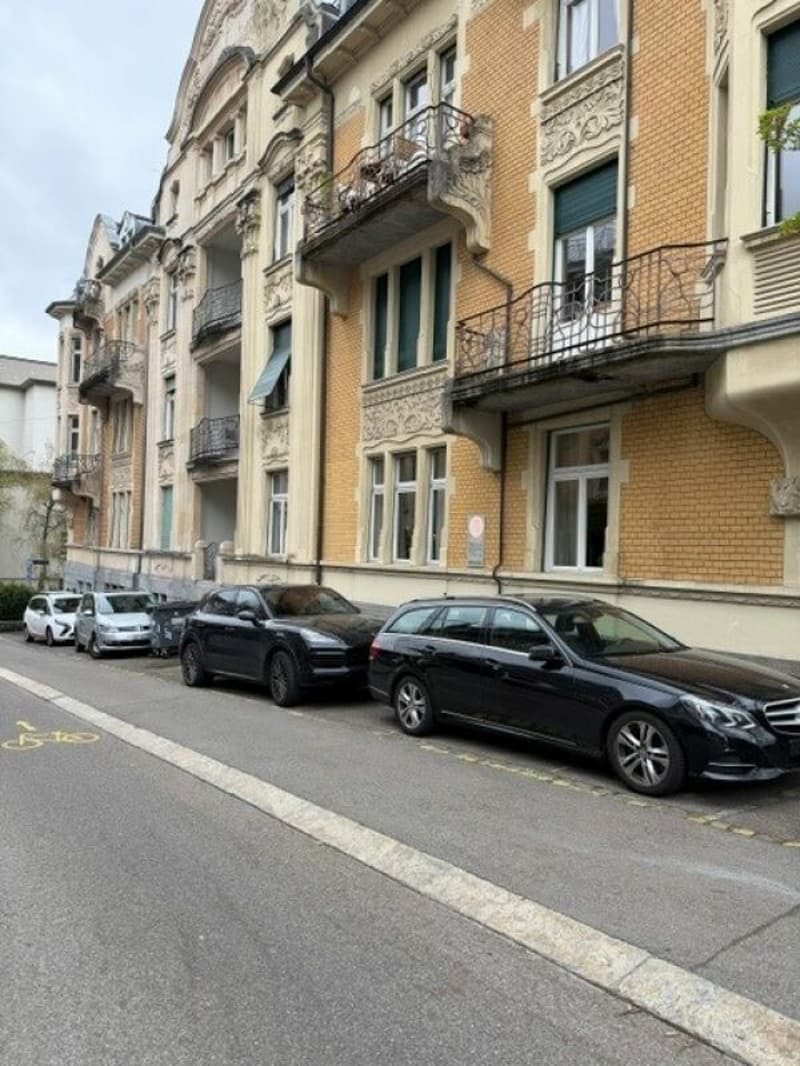 Abstellplatz an der Carmenstrasse zu vermieten (1)