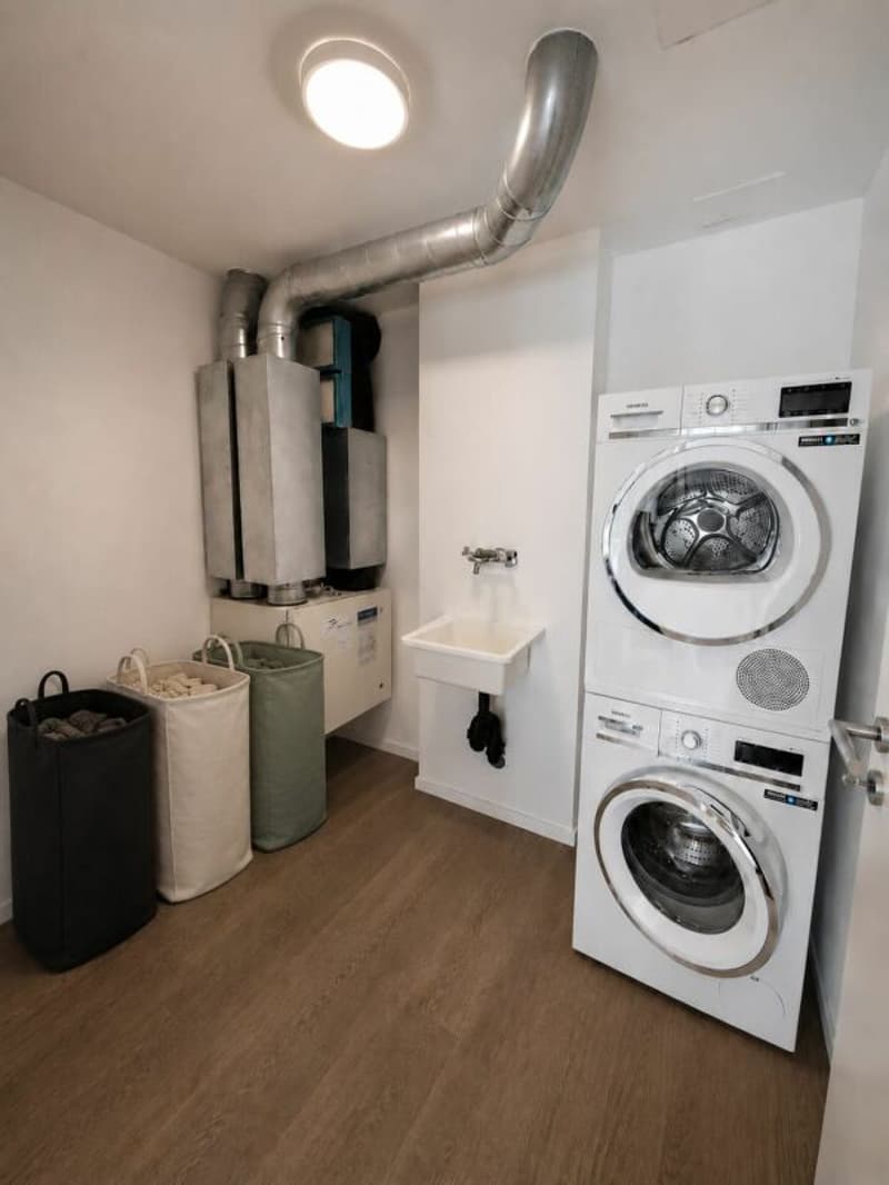 Wohnen wie in einem Einfamilienhaus - Schöne 5.5-Zimmer Maisonette Wohnung mit Gartensitzplatz und Balkon in Fahrwangen am Hallwilersee (9)