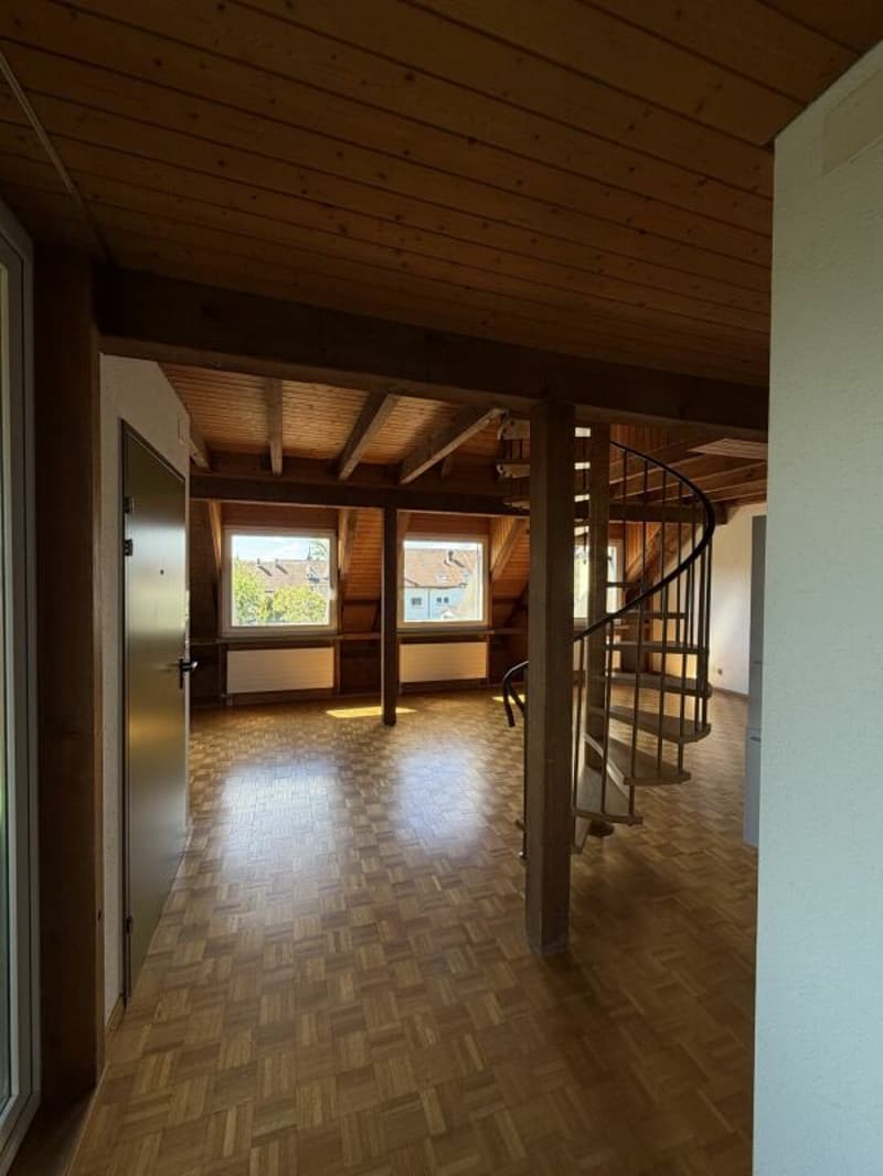 Charmante 3-Zimmer-Dachwohnung auf zwei Etagen in Rupperswil (7)
