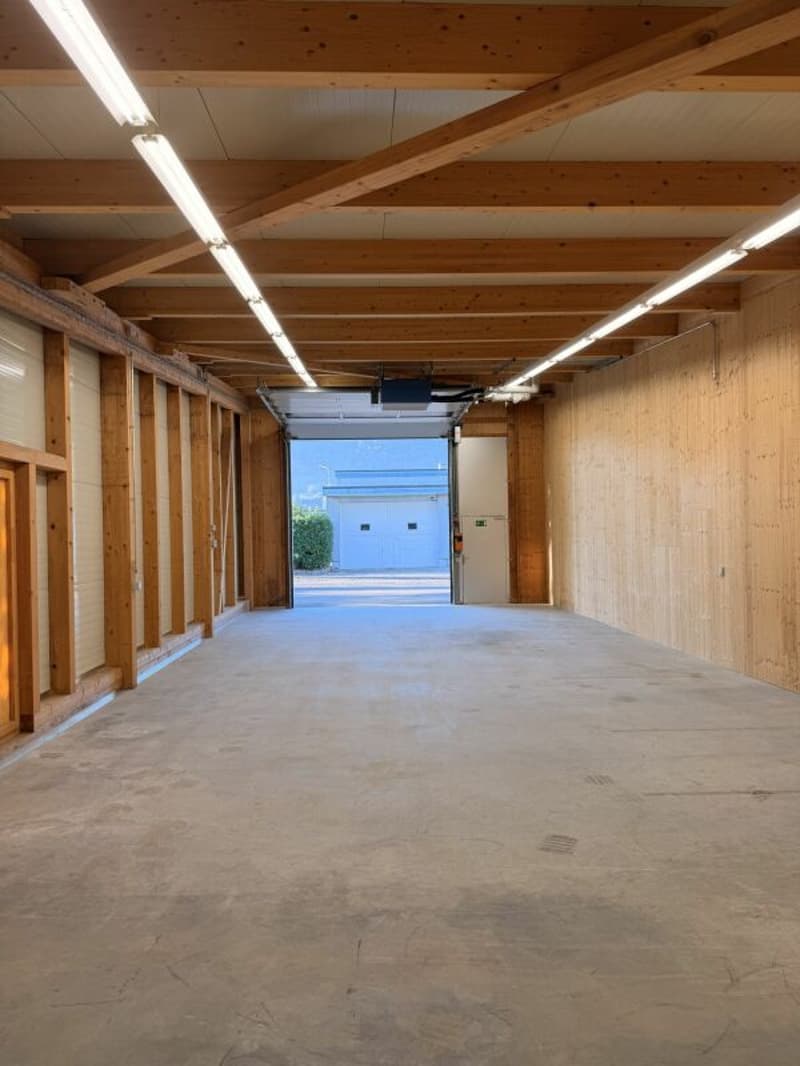 Gewerbehalle Nr. 03 mit ca. 123m2 (1)