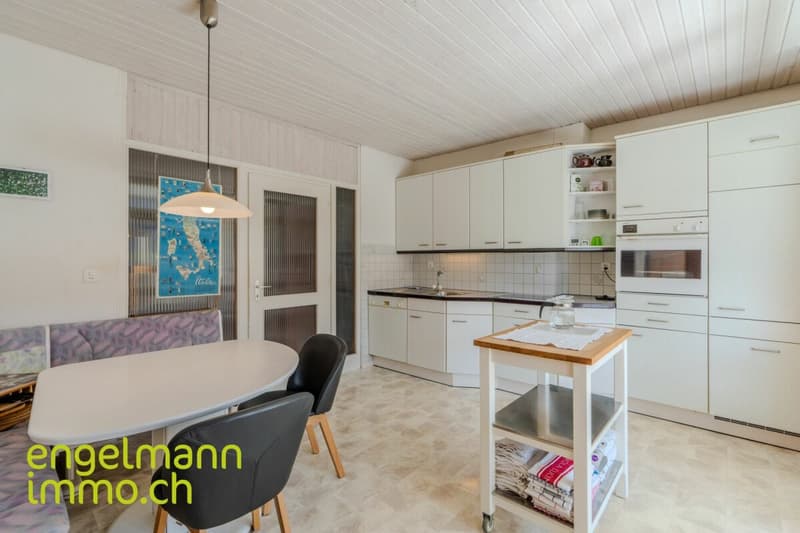 Appartement de 5.5 pièces avec magnifique vue dégagée / 5.5-Zimmer Wohnung mit Weitsicht (7)