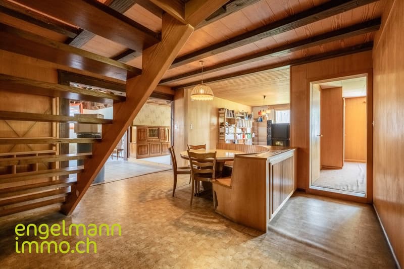 Maison d'habitation avec garages + atelier (6)