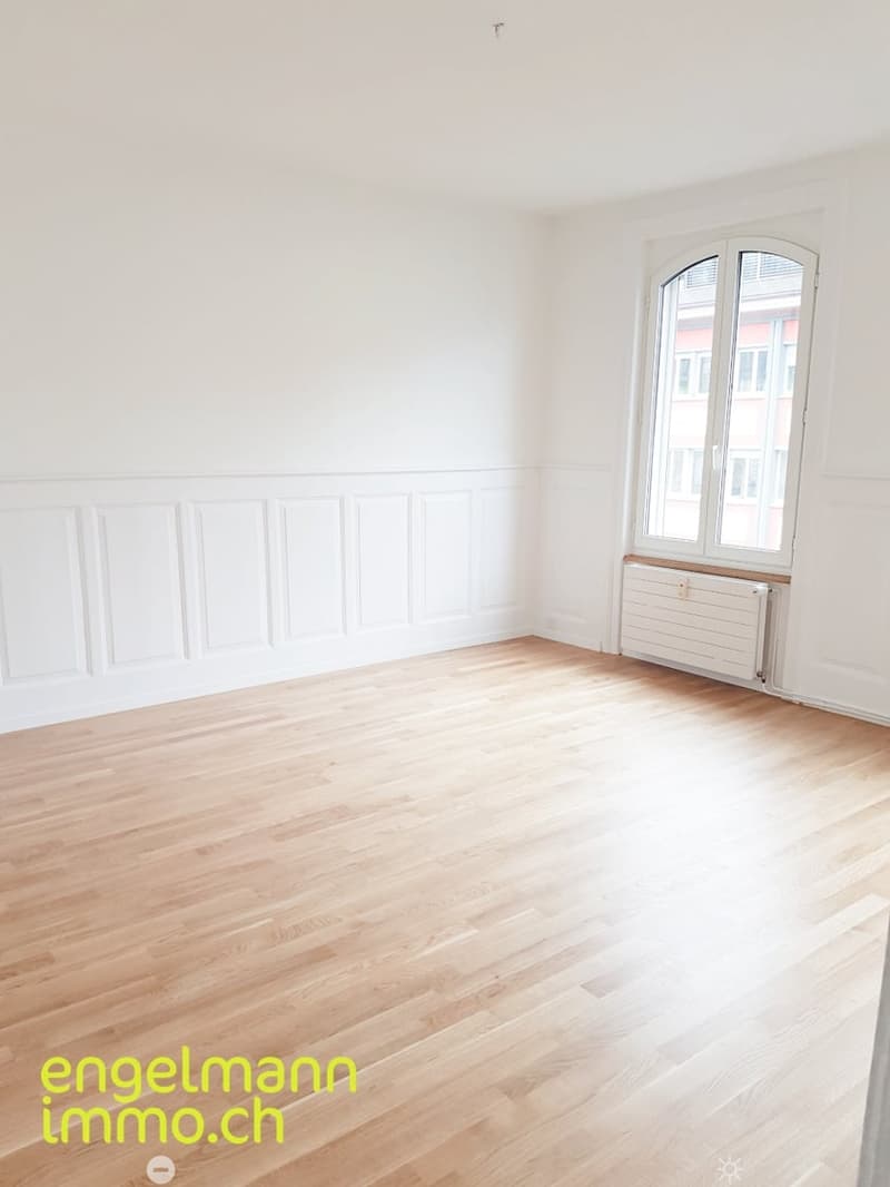 RESERVIERT 4.5-Zimmer-Wohnung / Appartement de 4.5 pièces (4)