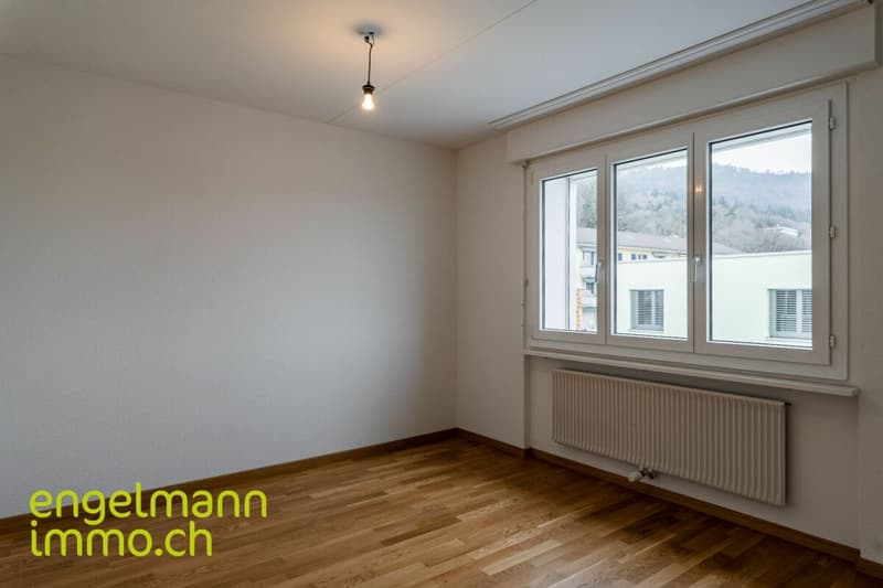 3 Zimmerwohnung mit Balkon / Appartement de 3 pièces avec balcon (6)