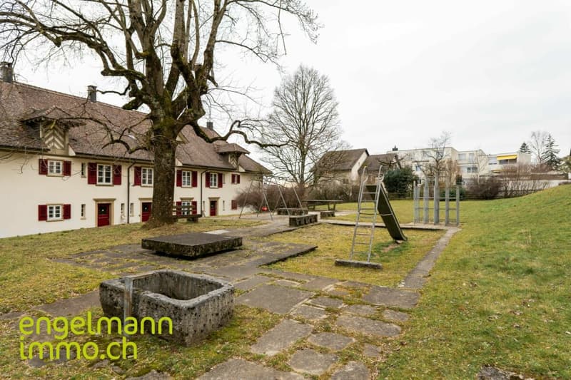 3 Zimmerwohnung mit Balkon / Appartement de 3 pièces avec balcon (12)