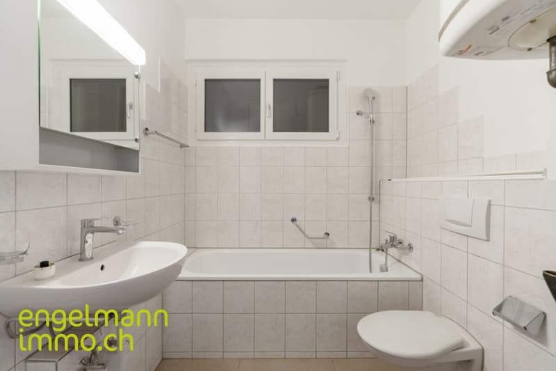 RESERVIERT 2.5-Zimmerwohnung / Appartement de 2.5 pièces (9)