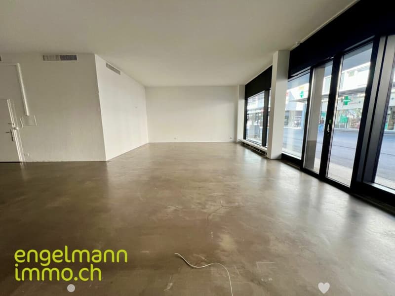 Ladenfläche im Stadtzentrum / Espace commercial au centre-ville (3)