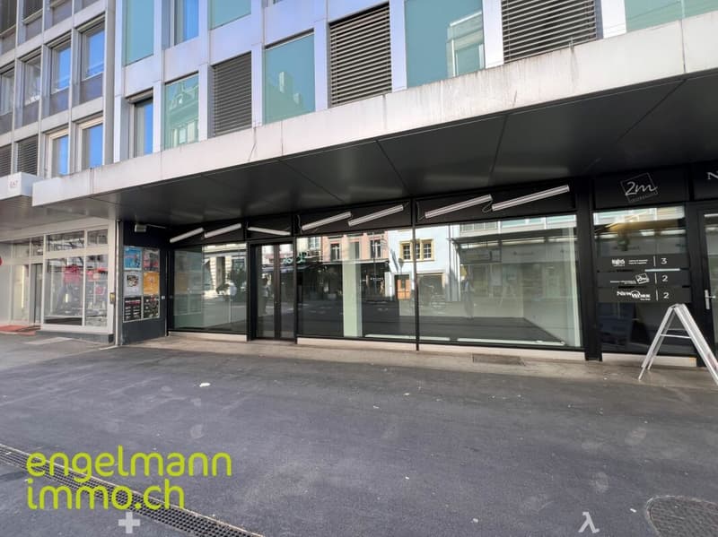 Ladenfläche im Stadtzentrum / Espace commercial au centre-ville (7)