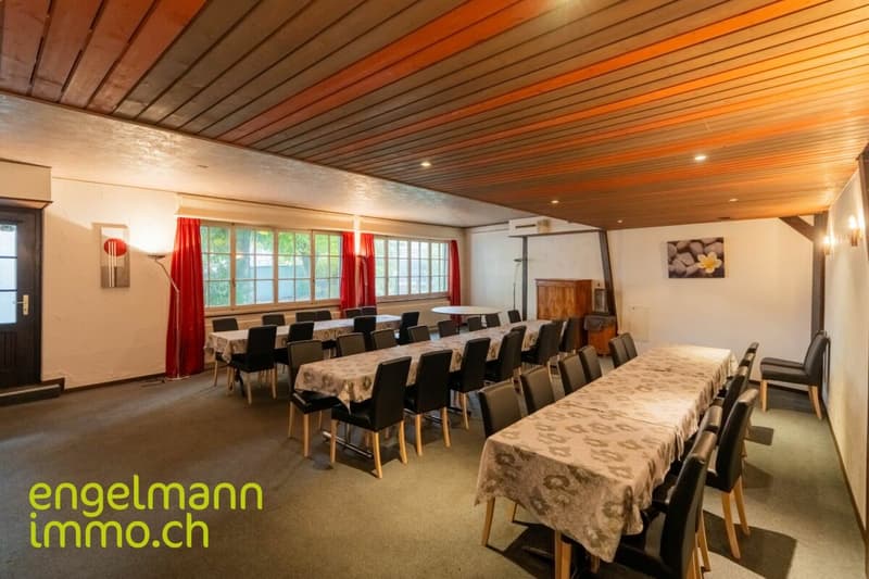 Immeuble locatif avec restaurant / Mehrfamilienhaus mit Restaurant (6)