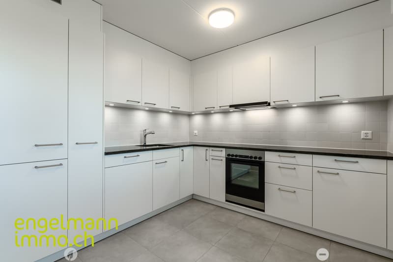 4 Zimmer-Wohnung / Appartement de 4 pièces (7)