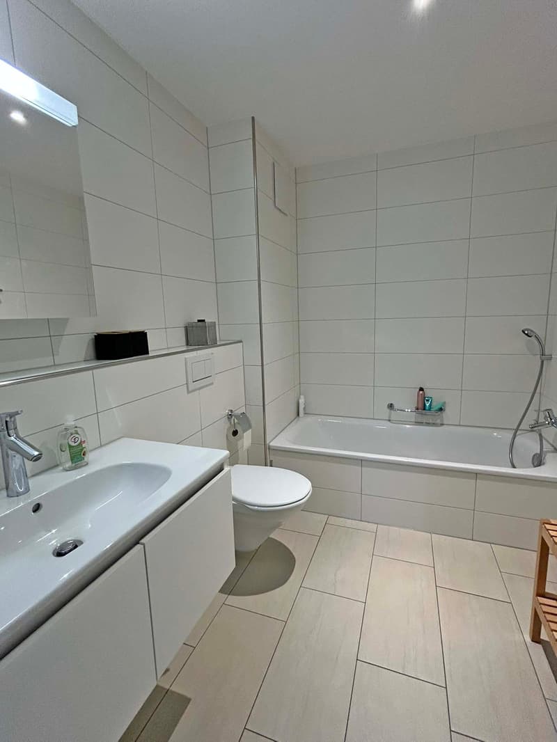 Wohnen ohne Kompromisse mit hoher Privatsphäre und sonnigem Sitzplatz (8)
