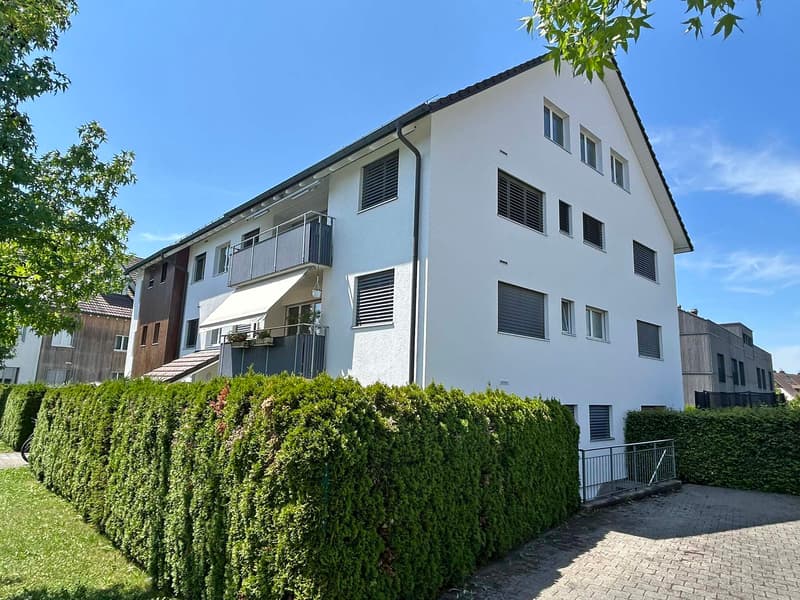 Einladende 4 ½-Zimmerwohnung in gepflegter Wohnsiedlung (1)