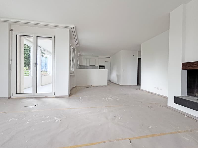 Frisch renovierte Familienwohnung an erhöhter Lage (2)