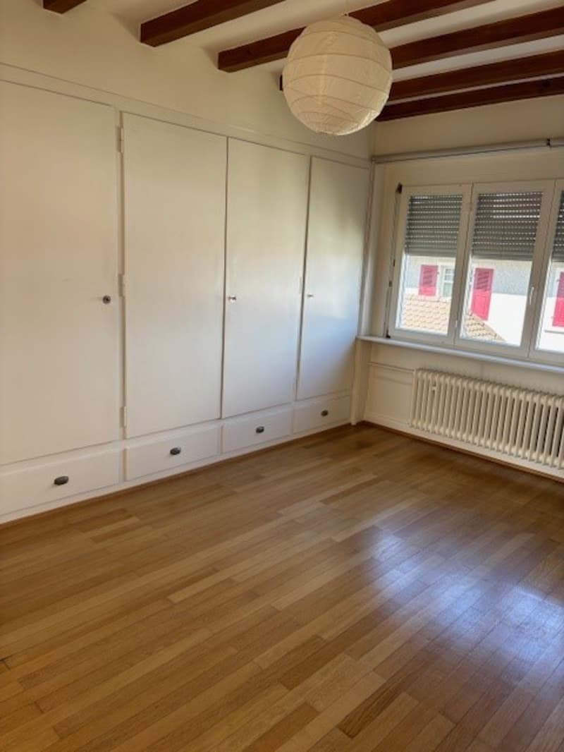 Appartement 3.5 pièces dans un quartier calme à Binningen (5)