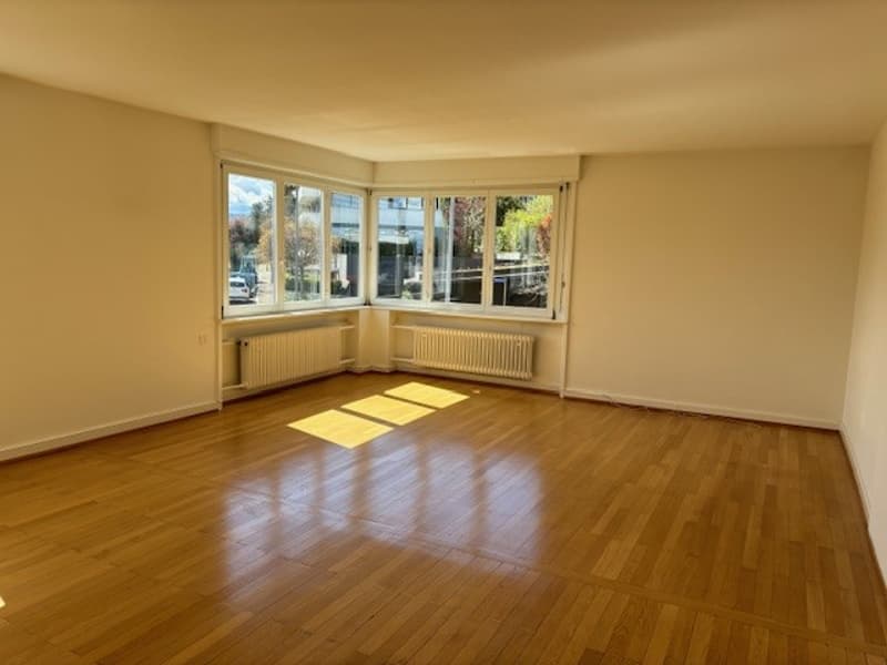 Appartement 3.5 pièces dans un quartier calme à Binningen (3)