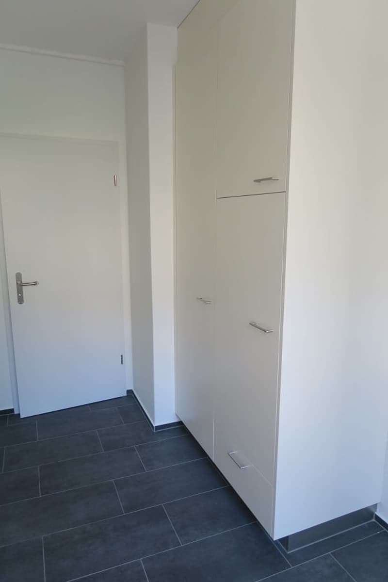 Appartement 4 pièces lumineux avec balcon sur la Viktoriastrasse à Berne (4)