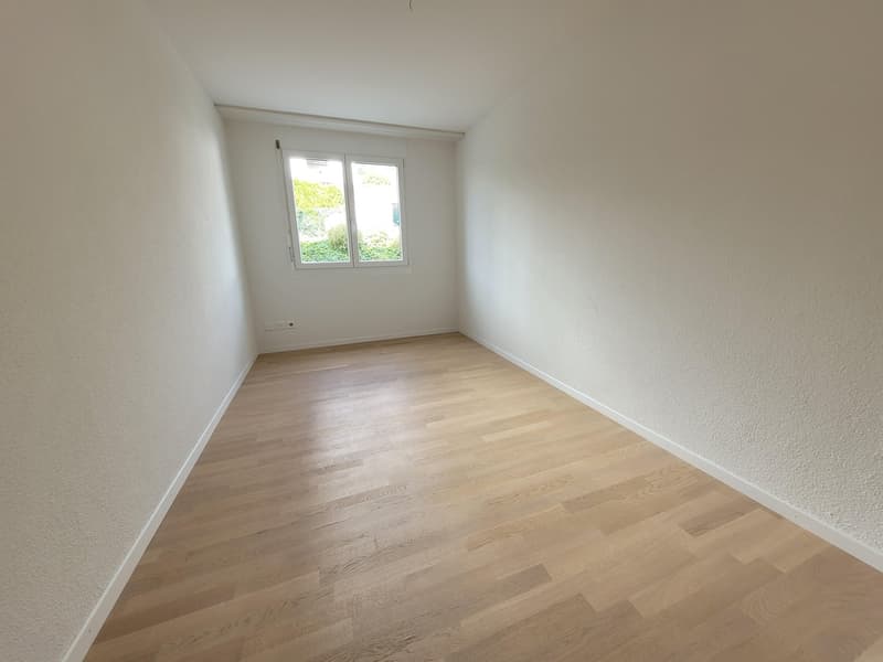Appartement 4.5 pièces avec vue lointaine et jardin d'hiver raffiné (9)