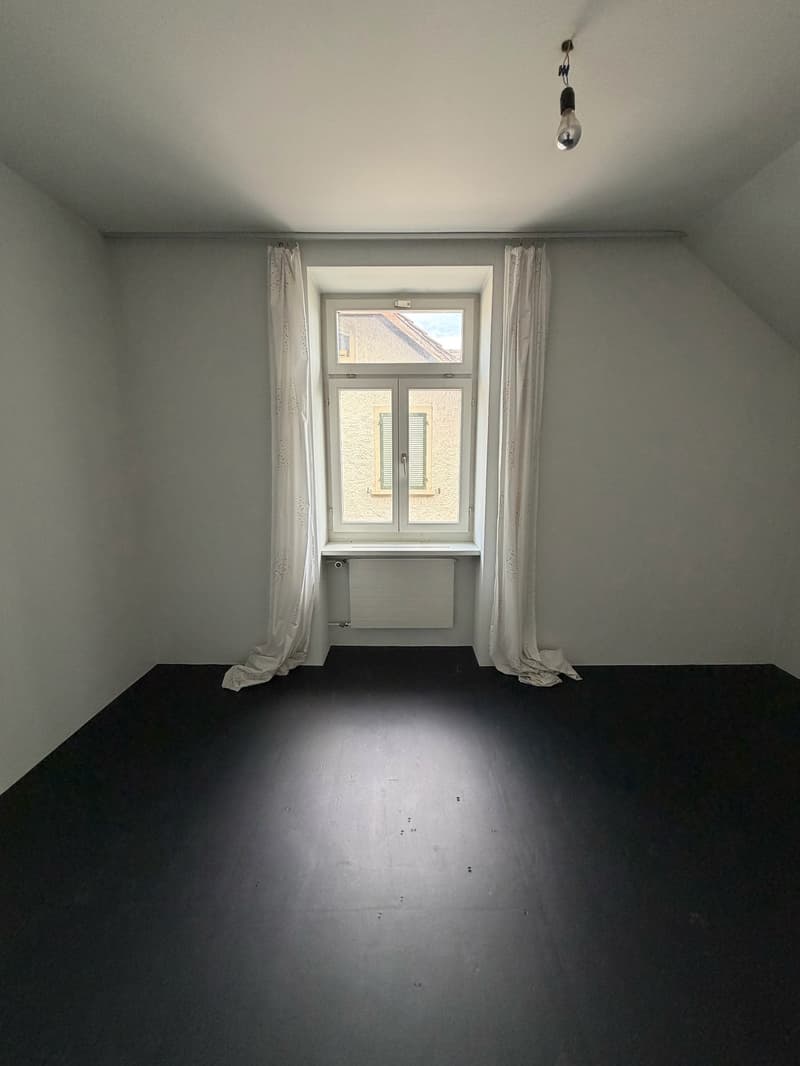 Living in the Green: Charming 5.5-Room Single-Family House with Garden (14)