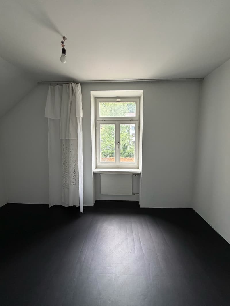 Living in the Green: Charming 5.5-Room Single-Family House with Garden (13)