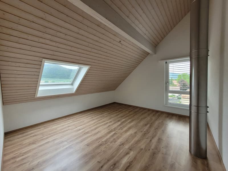 Charmante 4.5-Zimmer-Dachwohnung (4)