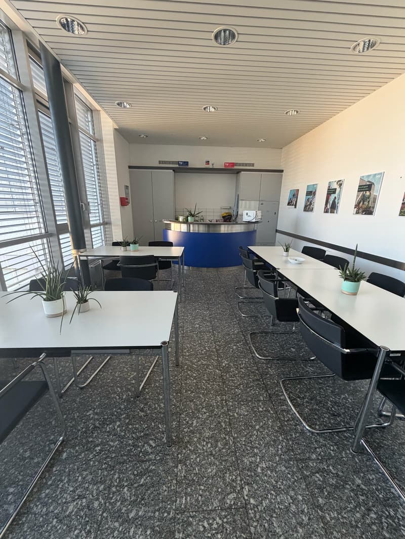 Uffici e spazi di stoccaggio in posizione ideale a Oftringen – La vostra nuova sede aziendale (4)