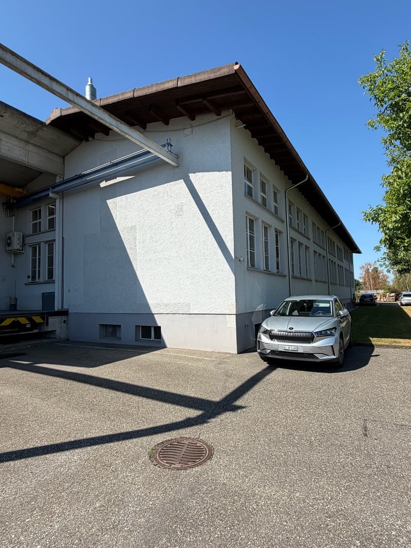 Uffici e spazi di stoccaggio in posizione ideale a Oftringen – La vostra nuova sede aziendale (10)